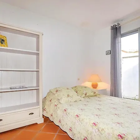Cozy In St, Cyprien With Kitchen Holiday home Saint-Cyprien (Pyrenees-Orientales)