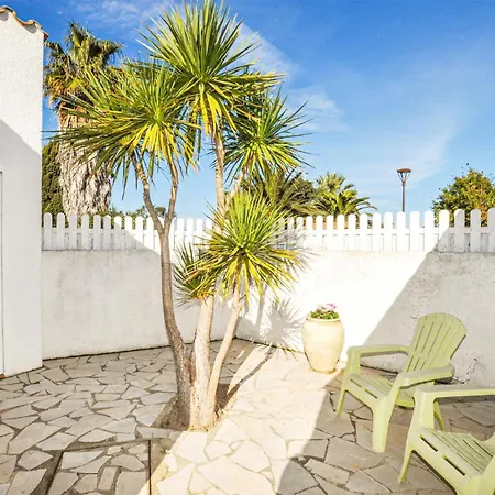 Cozy In St Cyprien With Kitchen *