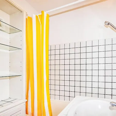 Cozy In St, Cyprien With Kitchen Holiday home